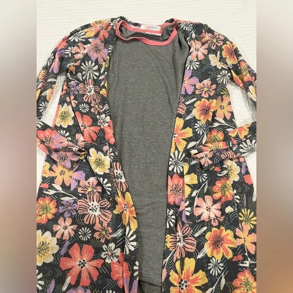 LULAROE :: TOPS